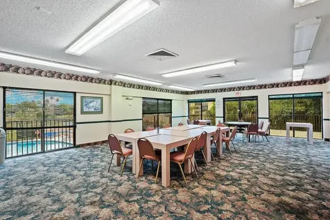 7220 Lake Cir Drive Margate FL 33063