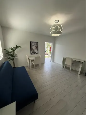 1601 Meridian Avenue Miami Beach FL 33139