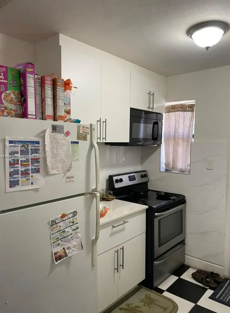 2345 NW 14th Court Fort Lauderdale FL 33311