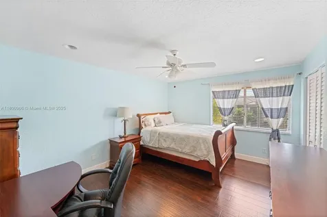 1106 NW 180th Avenue Pembroke Pines FL 33029