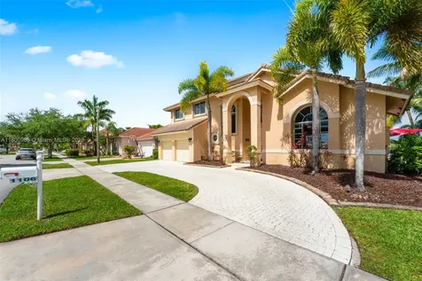1106 NW 180th Avenue Pembroke Pines FL 33029