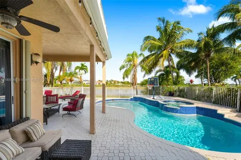 1106 NW 180th Avenue Pembroke Pines FL 33029