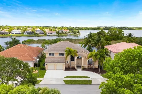1106 NW 180th Avenue Pembroke Pines FL 33029