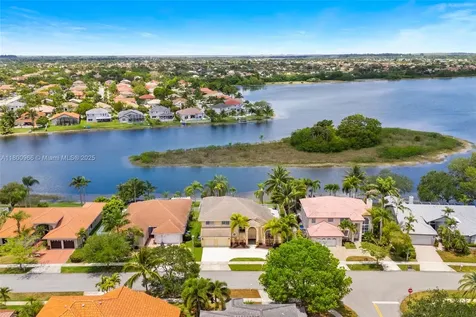 1106 NW 180th Avenue Pembroke Pines FL 33029