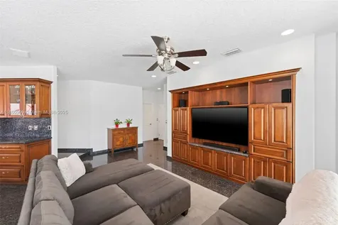 1106 NW 180th Avenue Pembroke Pines FL 33029