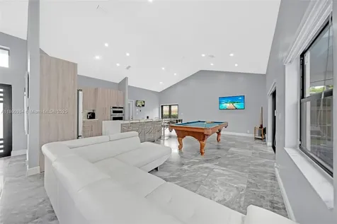 5260 NW 74th Terrace Lauderhill FL 33319