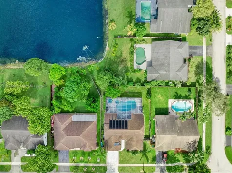 5260 NW 74th Terrace Lauderhill FL 33319