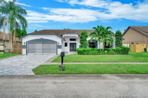 5260 NW 74th Terrace Lauderhill FL 33319