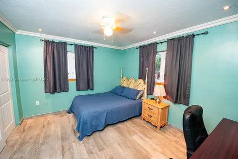 16910 NE 8th Court North Miami Beach FL 33162
