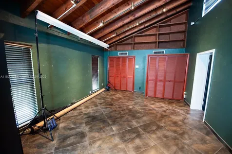 16910 NE 8th Court North Miami Beach FL 33162