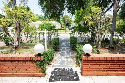 16910 NE 8th Court North Miami Beach FL 33162