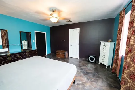 16910 NE 8th Court North Miami Beach FL 33162