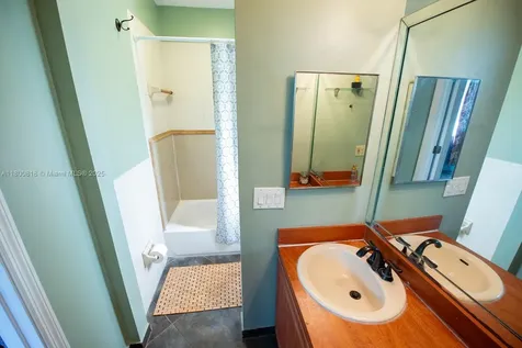 16910 NE 8th Court North Miami Beach FL 33162
