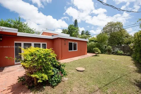 16910 NE 8th Court North Miami Beach FL 33162