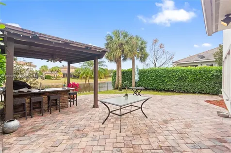 8264 NW 118th Way Parkland FL 33076