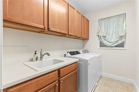 8264 NW 118th Way Parkland FL 33076