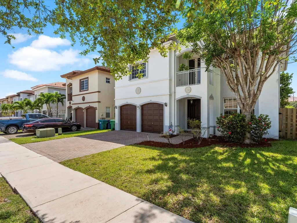17616 SW 135th Avenue Miami FL 33177