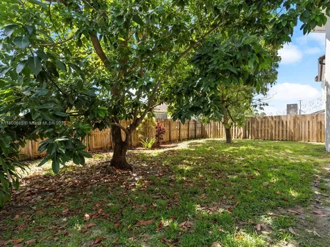 17616 SW 135th Avenue Miami FL 33177
