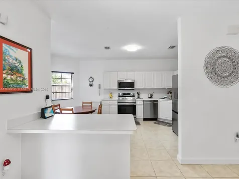 17616 SW 135th Avenue Miami FL 33177