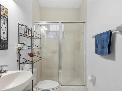 17616 SW 135th Avenue Miami FL 33177