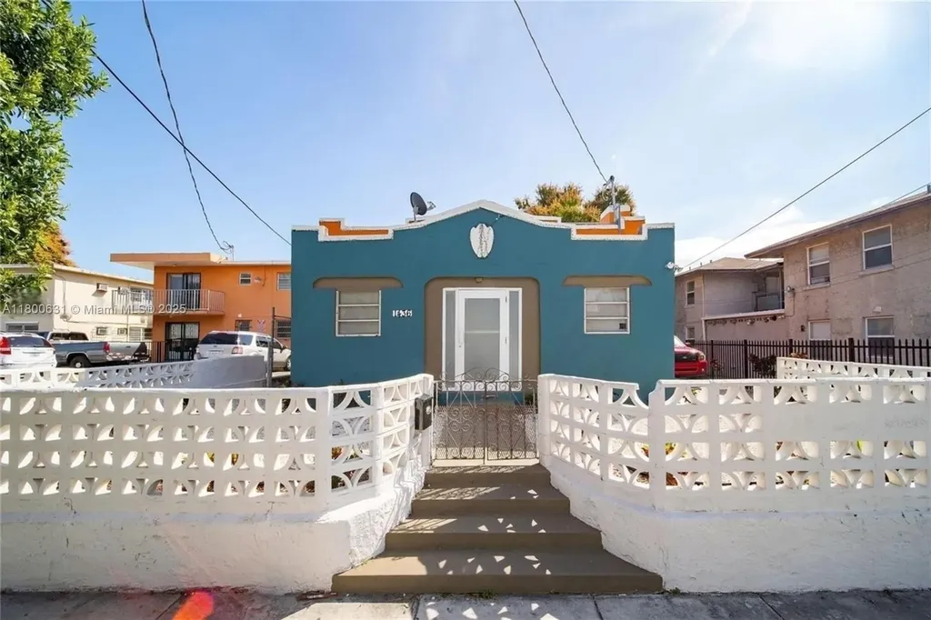 1436 SW 3rd Street Miami FL 33135