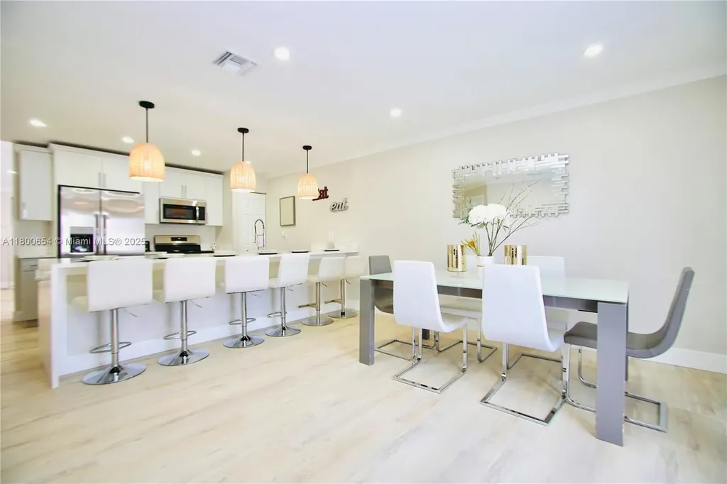244 NW 6th Avenue Delray Beach FL 33444