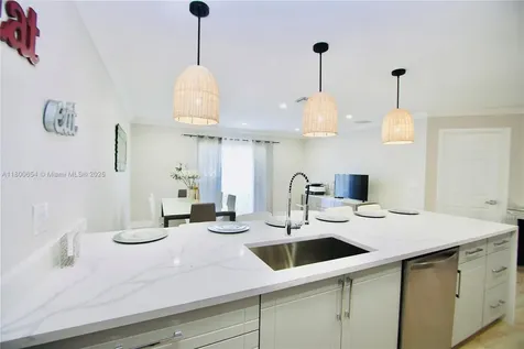 244 NW 6th Avenue Delray Beach FL 33444