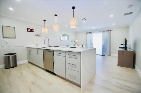 244 NW 6th Avenue Delray Beach FL 33444