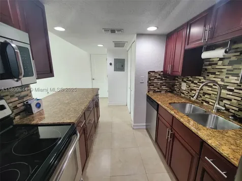 616 Executive Center Drive West Palm Beach FL 33401