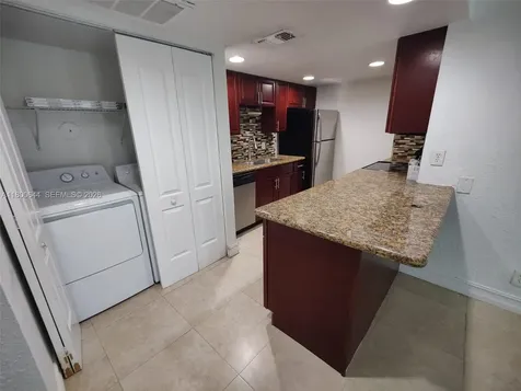 616 Executive Center Drive West Palm Beach FL 33401