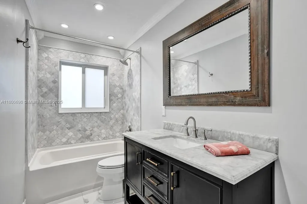 2700 SW 18th Street Fort Lauderdale FL 33312