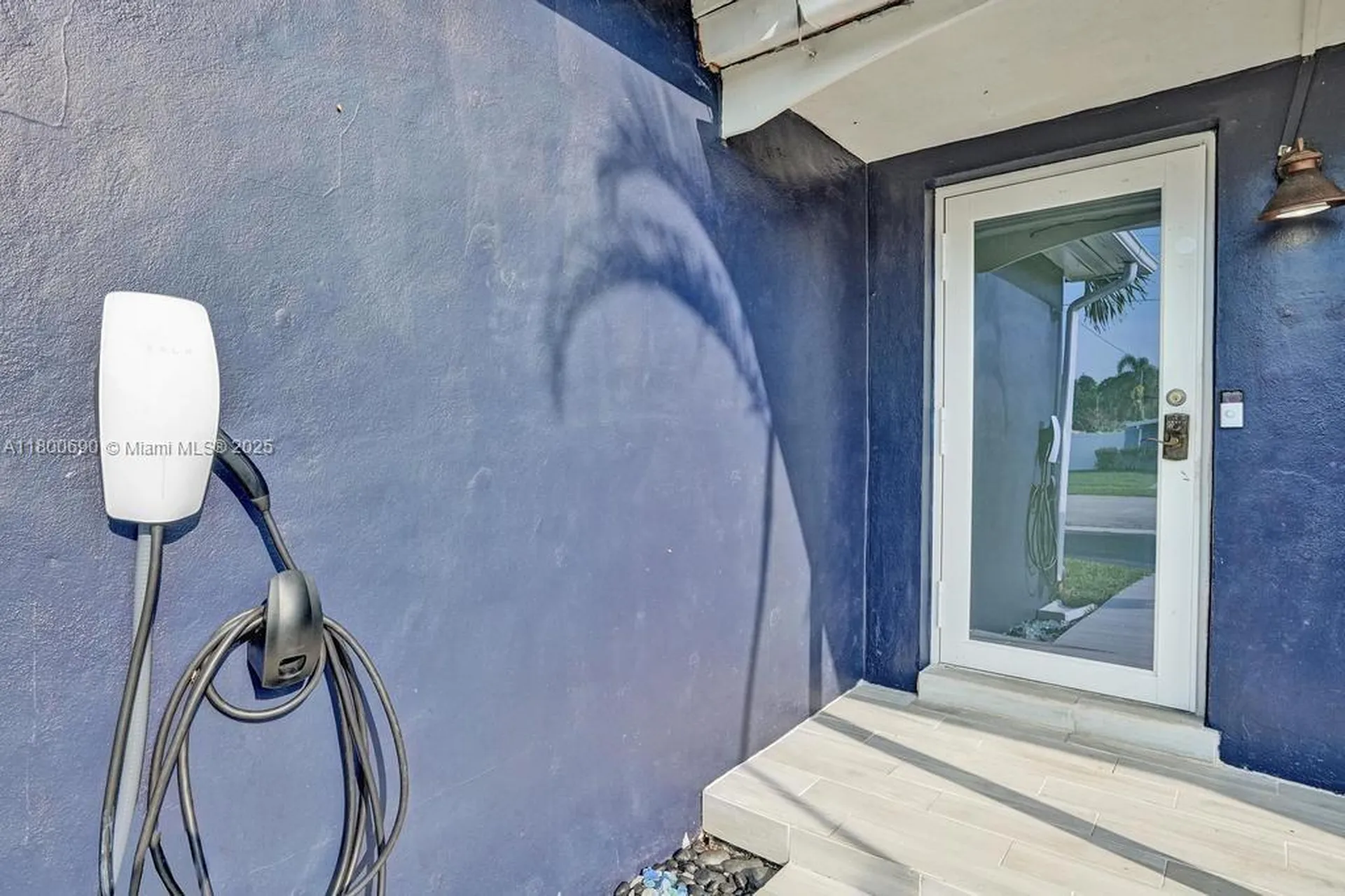 2700 SW 18th Street Fort Lauderdale FL 33312