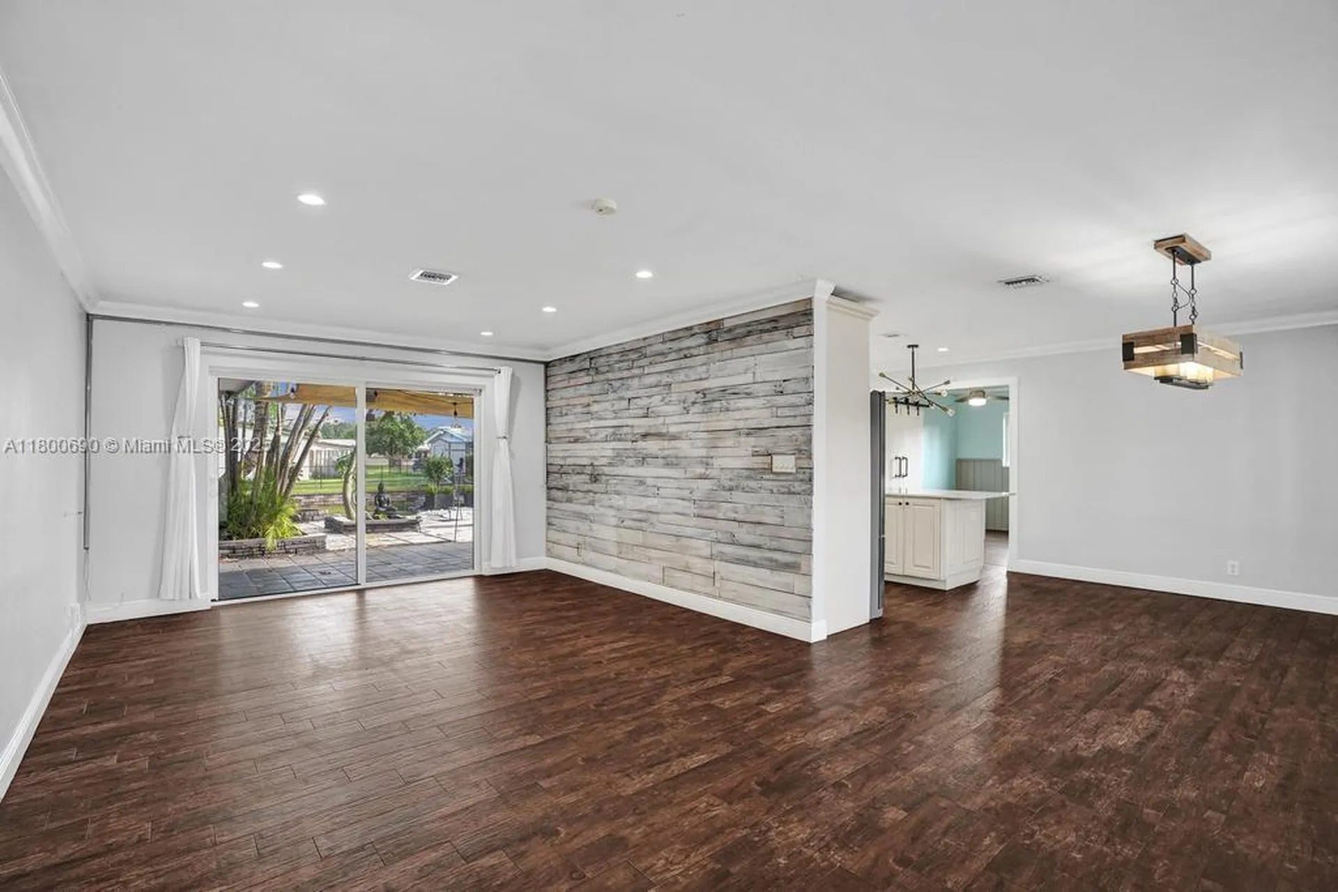 2700 SW 18th Street Fort Lauderdale FL 33312