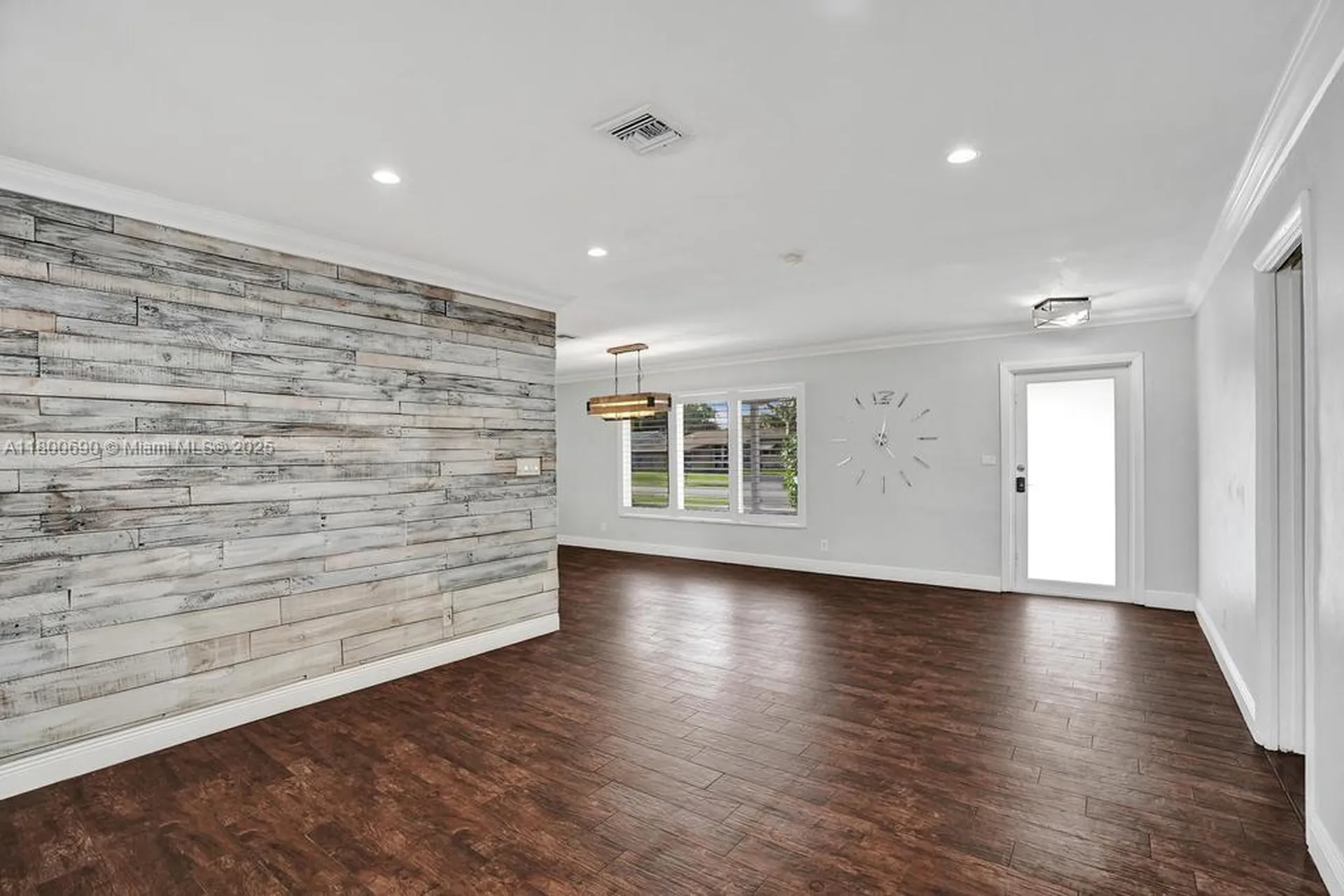 2700 SW 18th Street Fort Lauderdale FL 33312