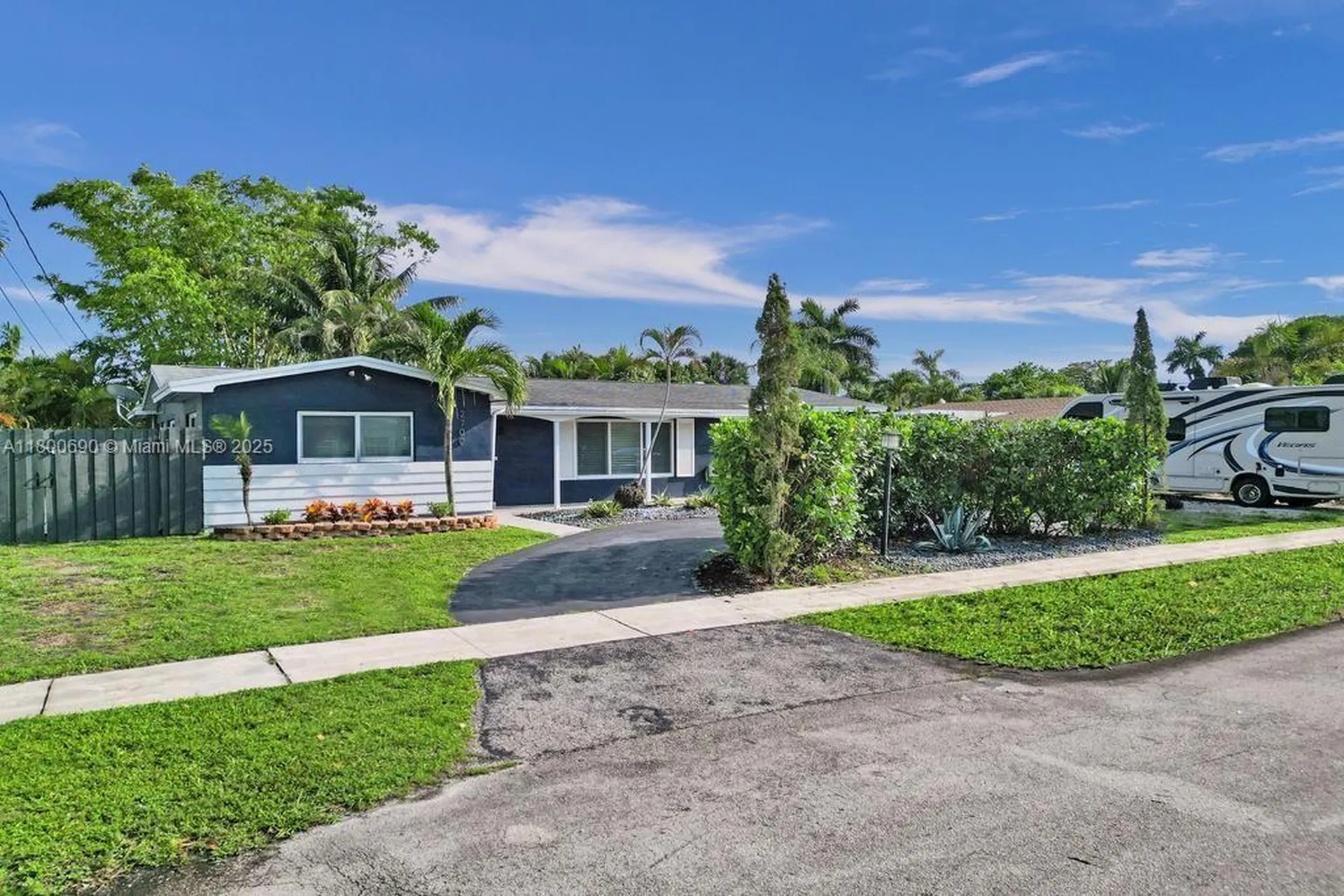 2700 SW 18th Street Fort Lauderdale FL 33312