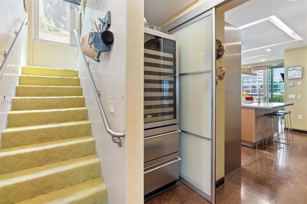 2500 Mercedes Drive Fort Lauderdale FL 33316