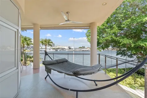 2500 Mercedes Drive Fort Lauderdale FL 33316