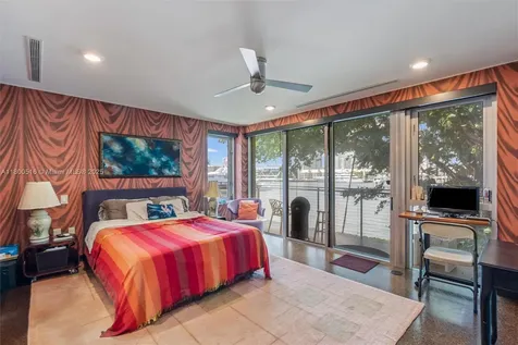 2500 Mercedes Drive Fort Lauderdale FL 33316