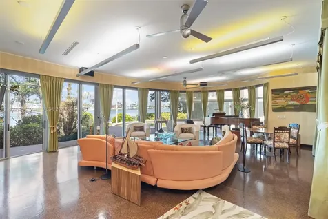 2500 Mercedes Drive Fort Lauderdale FL 33316