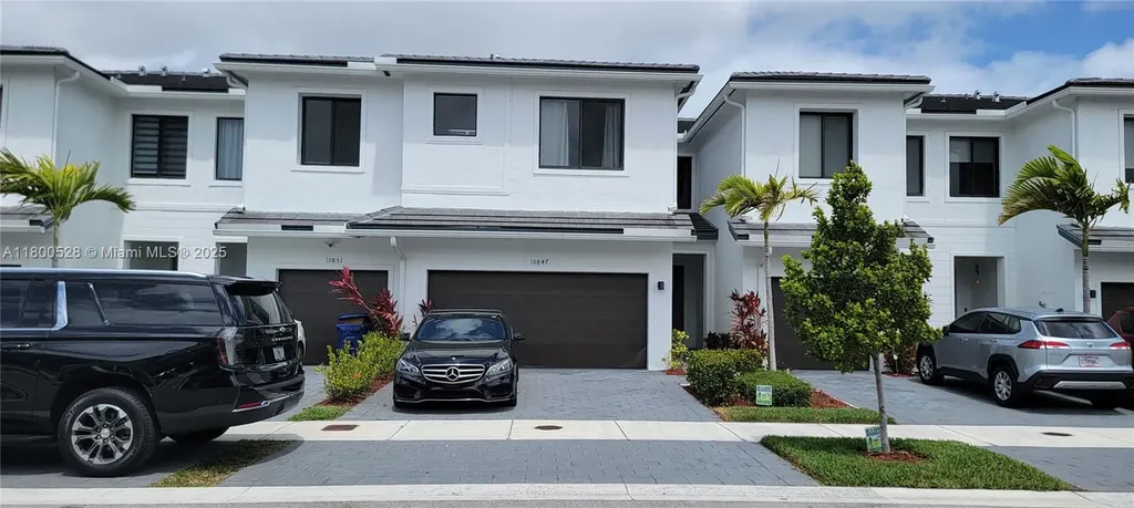 10847 SW 232nd Terrace Homestead FL 33032