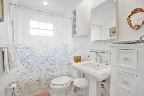 10020 SW 135th Street Miami FL 33176