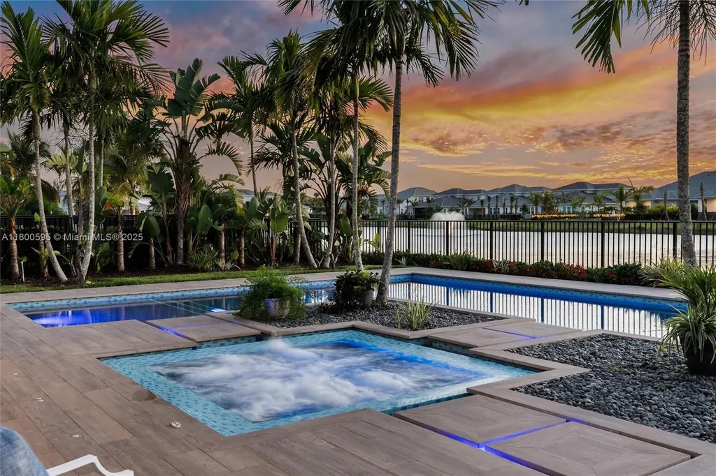 9369 Crestview Circle Palm Beach Gardens FL 33412