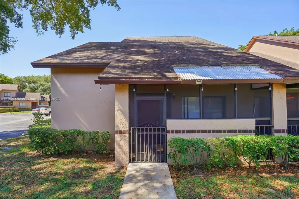 2323 NW 37th Avenue Coconut Creek FL 33066