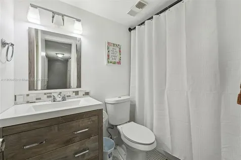 2323 NW 37th Avenue Coconut Creek FL 33066