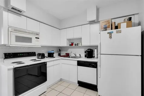 5700 Collins Avenue Miami Beach FL 33140