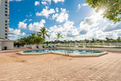 5700 Collins Avenue Miami Beach FL 33140