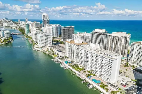 5700 Collins Avenue Miami Beach FL 33140