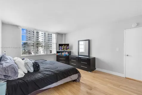 5700 Collins Avenue Miami Beach FL 33140