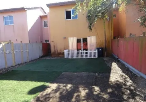 646 SW 7th Terrace Florida City FL 33034