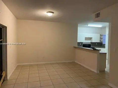 646 SW 7th Terrace Florida City FL 33034